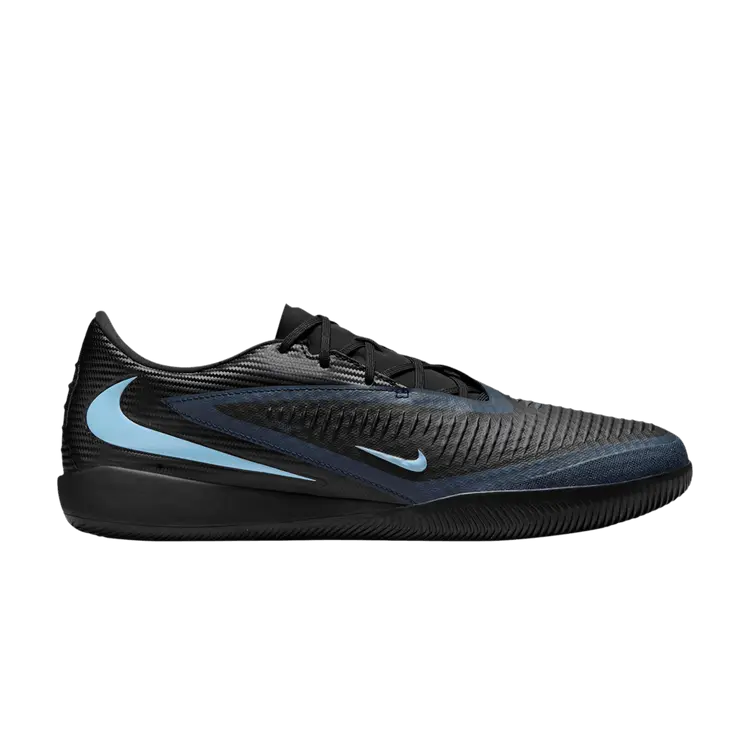 Кроссовки Nike Phantom 6 Low Academy IC '2025 Shadow Pack', черный
Кроссовки Nike Phantom 6 Low Academy IC '2025 Shadow Pack', черный