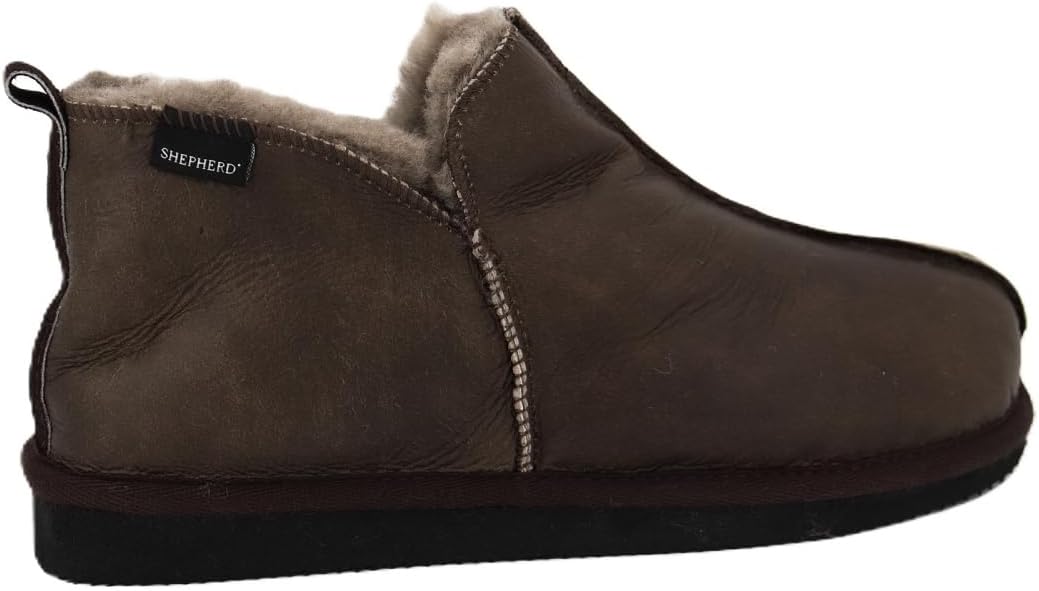 Мужские сапоги-тапочки Shepherd of Sweden Anton Antique из замши цвета коньяк
Мужские сапоги-тапочки Shepherd of Sweden Anton Antique из замши цвета коньяк