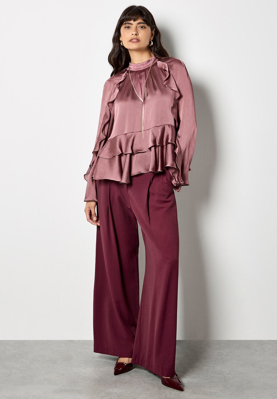 Блуза Apricot Blouse, Pink
Блуза Apricot Blouse, Pink