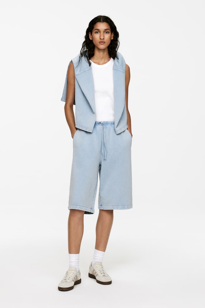 Стираные шорты Arket, синий
Стираные шорты Arket, синий