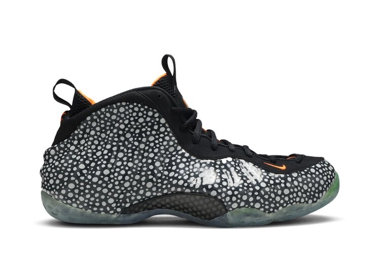 Кроссовки Nike Air Foamposite One Prm 'Safari', черный
Кроссовки Nike Air Foamposite One Prm 'Safari', черный