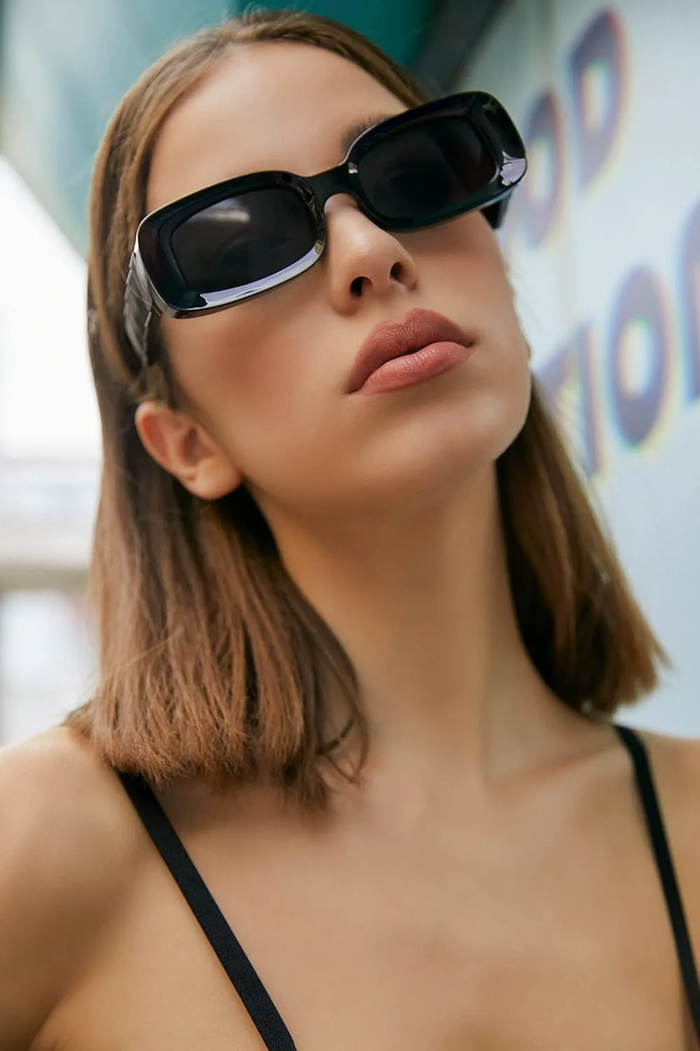 Солнцезащитные очки FEISEDY прямоугольной формы для женщин и мужчин в стиле ретро 90-х, толстая оправа, массивная квадратная форма, защита UV400, B2307, Black
Солнцезащитные очки FEISEDY прямоугольной формы для женщин и мужчин в стиле ретро 90-х, толстая оправа, массивная квадратная форма, защита UV400, B2307, Black