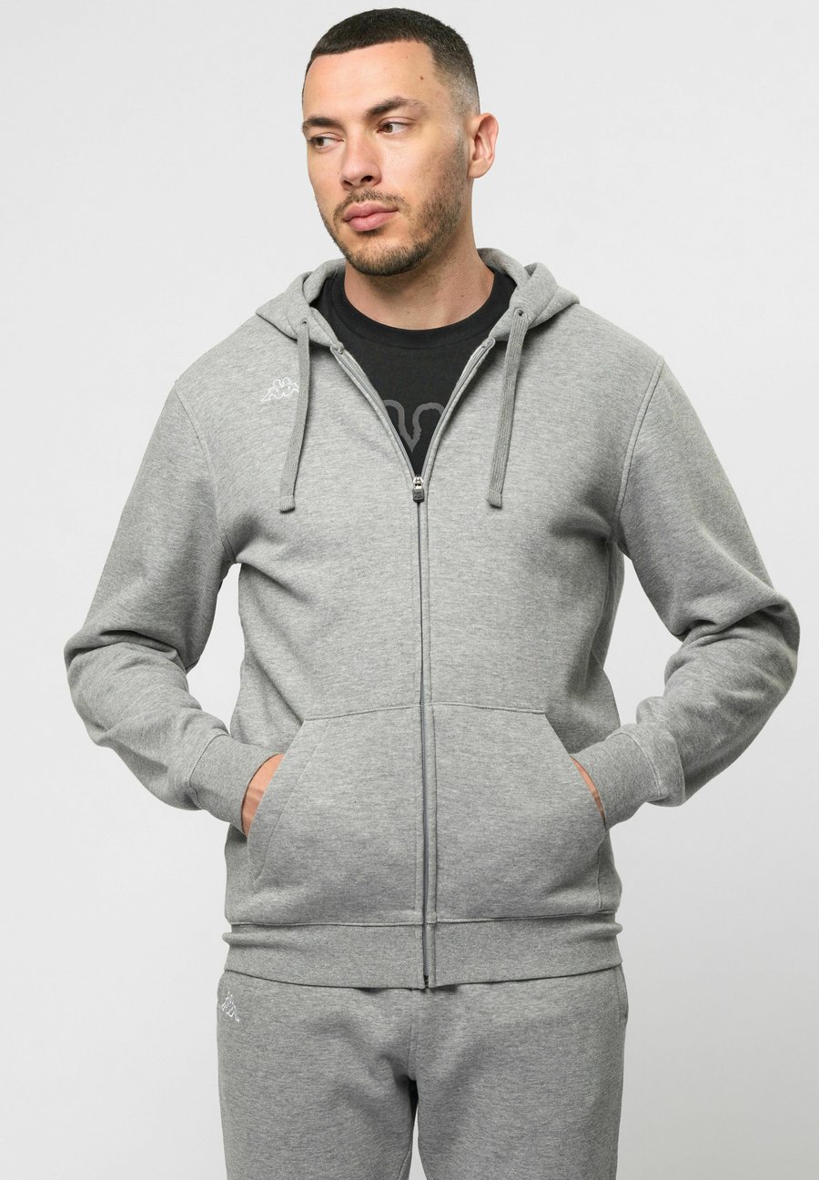Толстовка Kappa Zip-up sweatshirt, Grey Md Melange/Grey, Серый, Толстовка Kappa Zip-up sweatshirt, Grey Md Melange/Grey
Толстовка Kappa Zip-up sweatshirt, Grey Md Melange/Grey, Серый, Толстовка Kappa Zip-up sweatshirt, Grey Md Melange/Grey