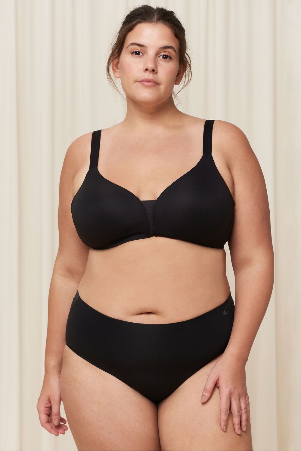 Гибкий бюстгальтер Triumph, черный
Гибкий бюстгальтер Triumph, черный