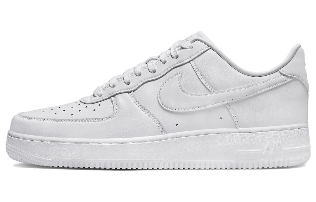 Nike Air Force 1 Low '07 Свежий белый
Nike Air Force 1 Low '07 Свежий белый