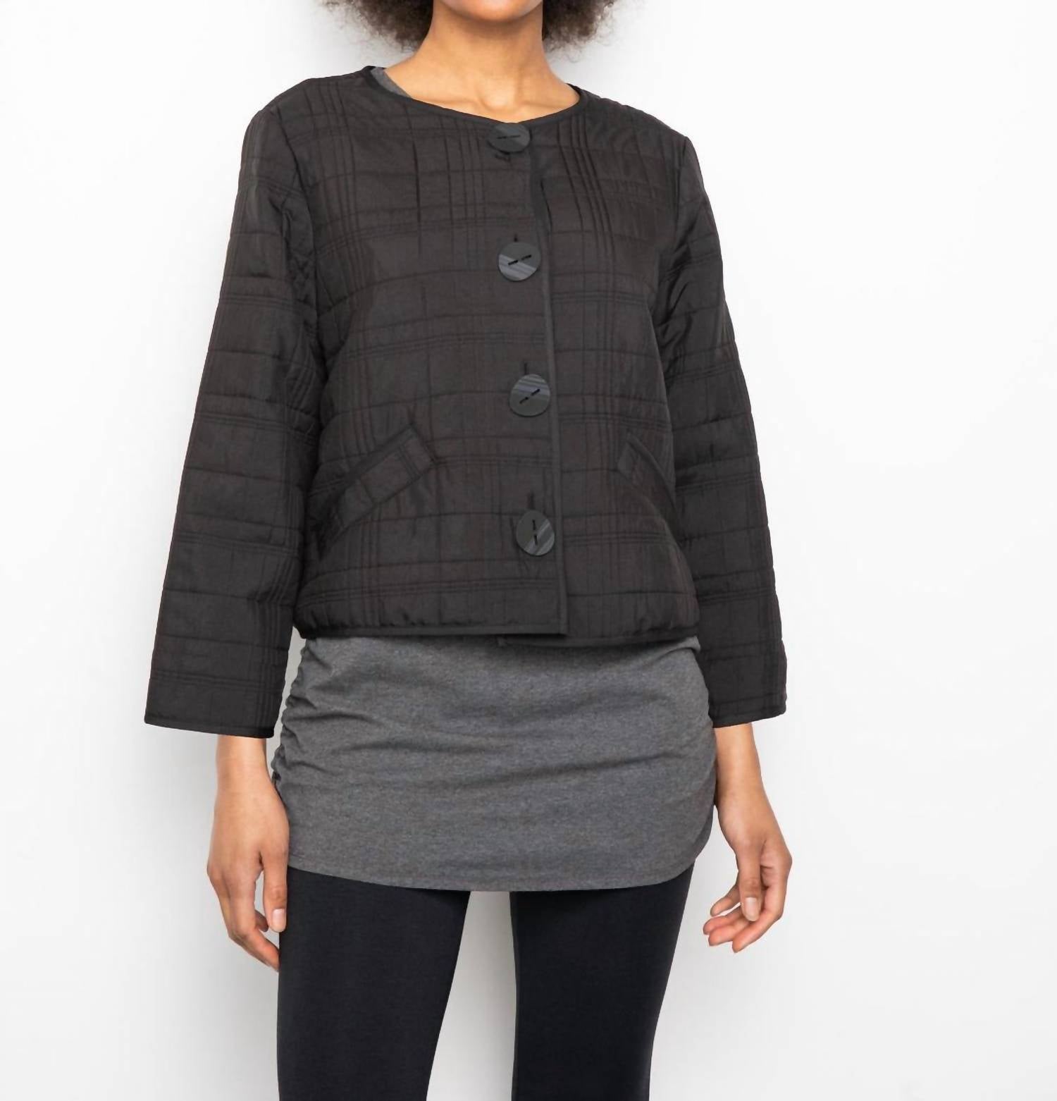 Куртка-бомбер Liz черного цвета Liv By Habitat, черный
Куртка-бомбер Liz черного цвета Liv By Habitat, черный