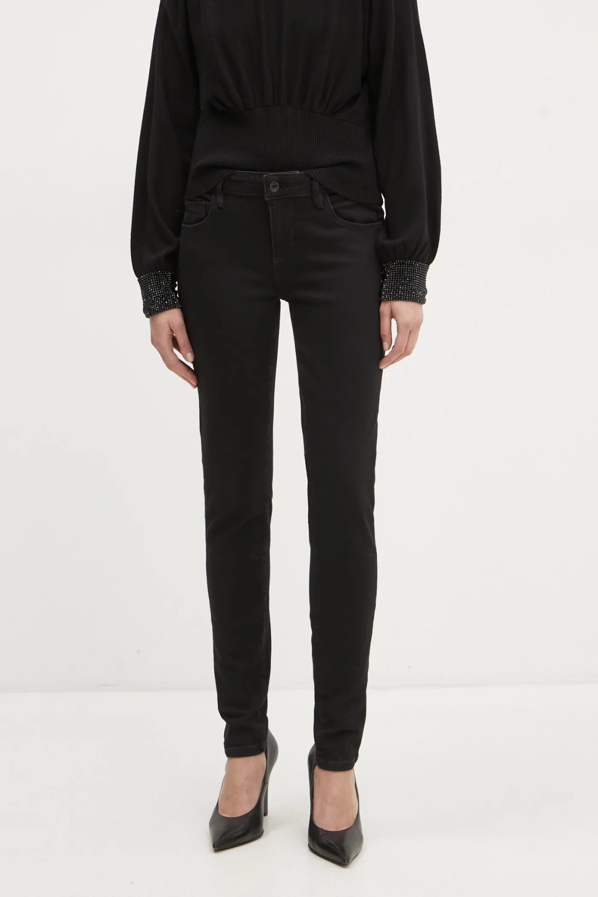 АННЕТ джинсы Guess, черный
АННЕТ джинсы Guess, черный