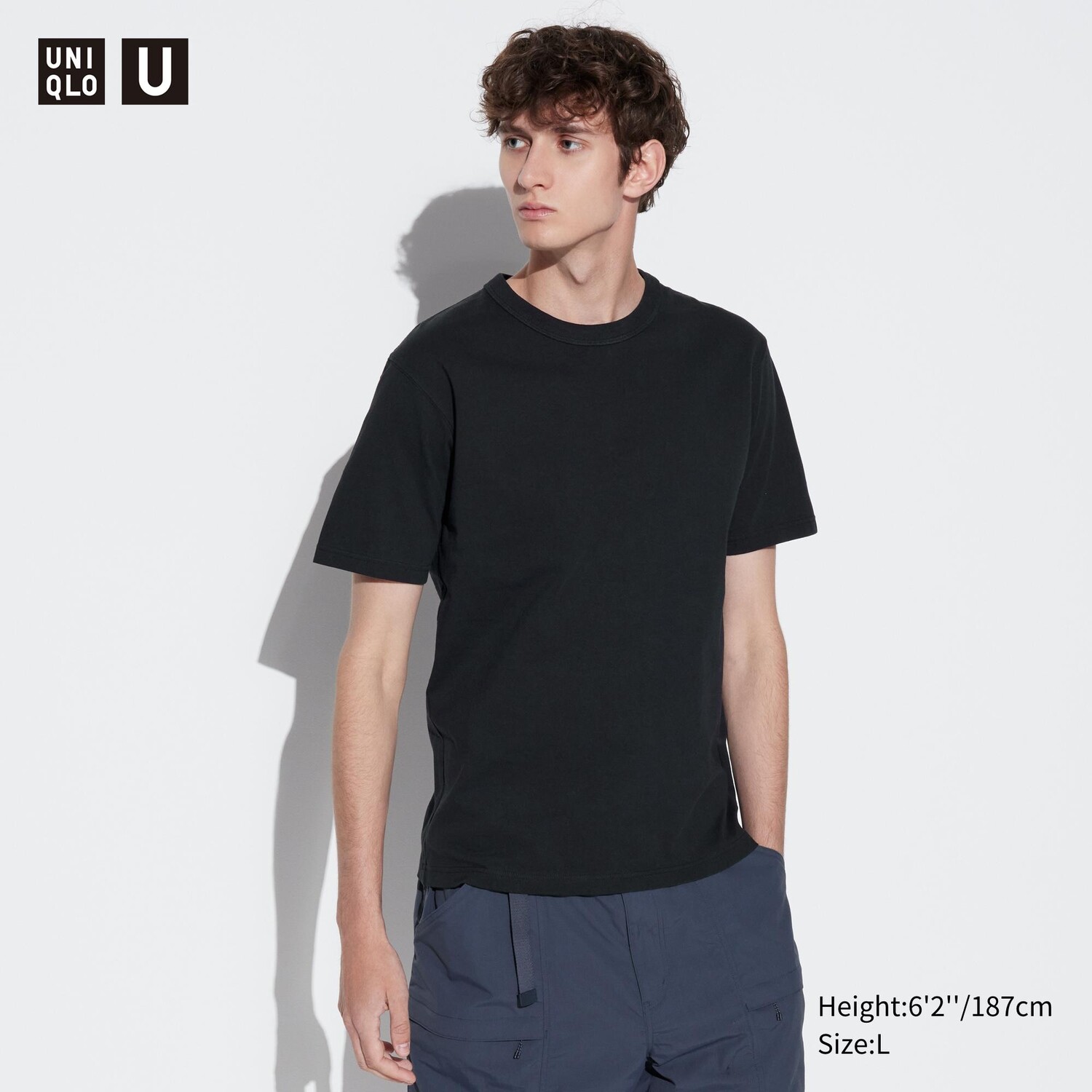 Футболка U-образной формы Uniqlo, черный
Футболка U-образной формы Uniqlo, черный