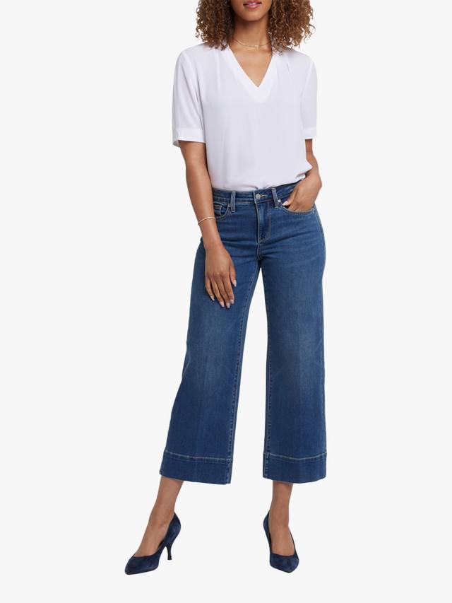 Широкие джинсы teresa по щиколотку NYDJ, цвет Valencia Surf
Широкие джинсы teresa по щиколотку NYDJ, цвет Valencia Surf