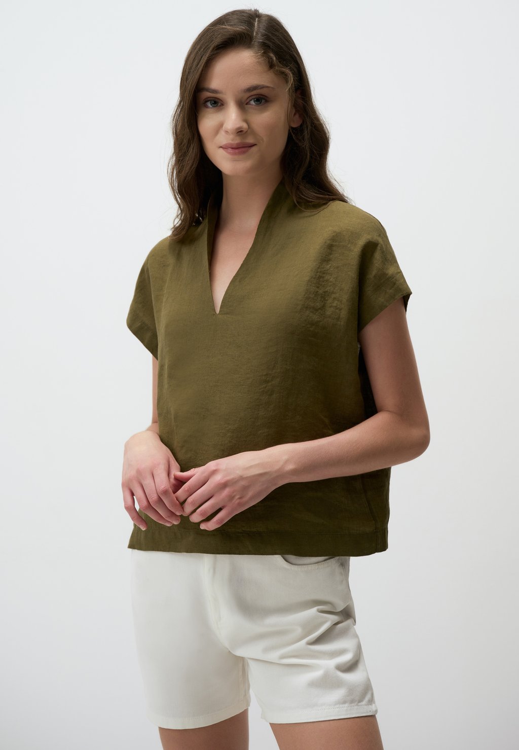 Блуза V NECK Jimmy Key, хаки 
Блуза V NECK Jimmy Key, хаки