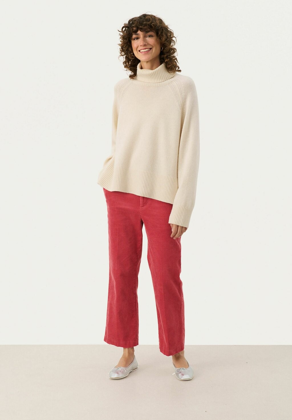 Брюки MISHAS Part Two, розовый
Брюки MISHAS Part Two, розовый