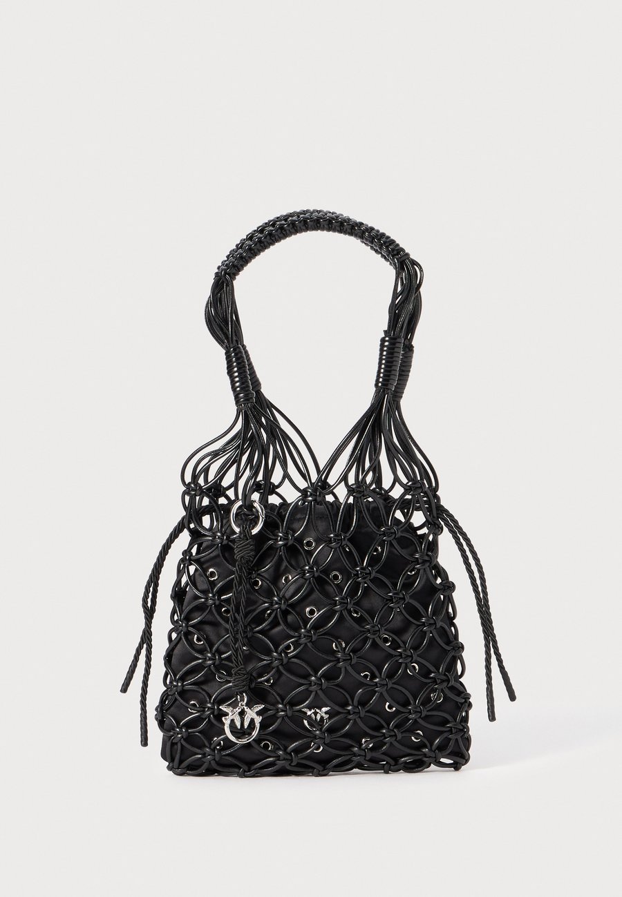 Сумка Pinko HANDBAG MINI NET EYELETS POUCH, Nero/Black
Сумка Pinko HANDBAG MINI NET EYELETS POUCH, Nero/Black