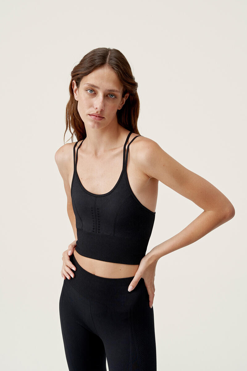 Топ Индия Черный Born Living Yoga, черный
Топ Индия Черный Born Living Yoga, черный