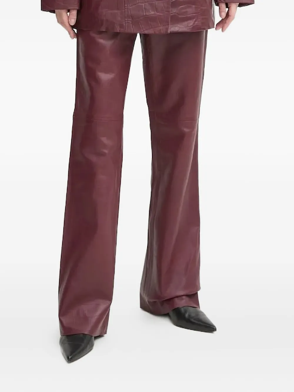 Брюки из кожи с тиснением под крокодила Gestuz, красный
Брюки из кожи с тиснением под крокодила Gestuz, красный