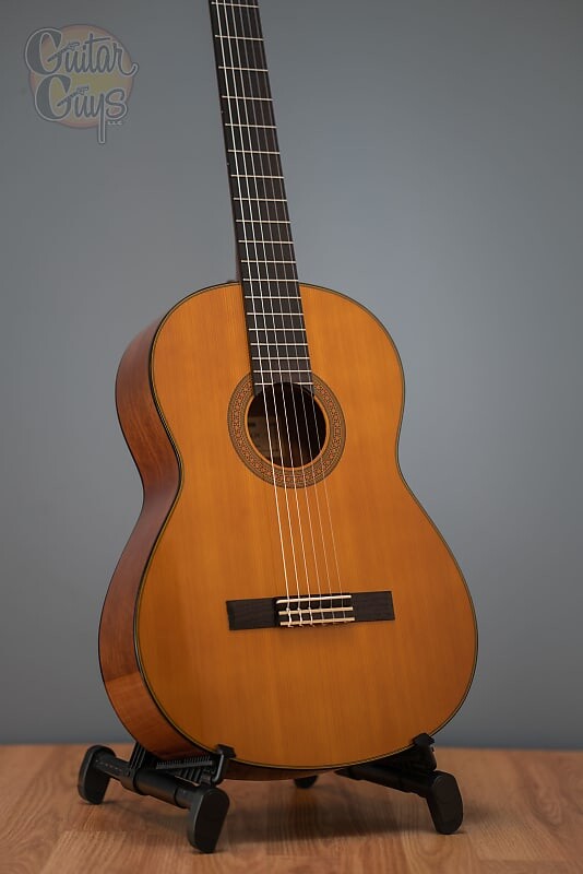 Yamaha CG142CH Натуральный
Yamaha CG142CH Натуральный