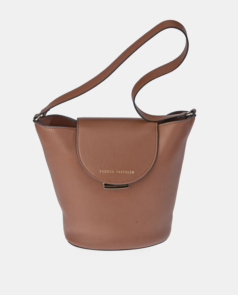 Сумка через плечо Sandra Fleckled из кожи гавана с клапаном и широким ремнем на плечо Sandra Freckled, светло-коричневый
Сумка через плечо Sandra Fleckled из кожи гавана с клапаном и широким ремнем на плечо Sandra Freckled, светло-коричневый