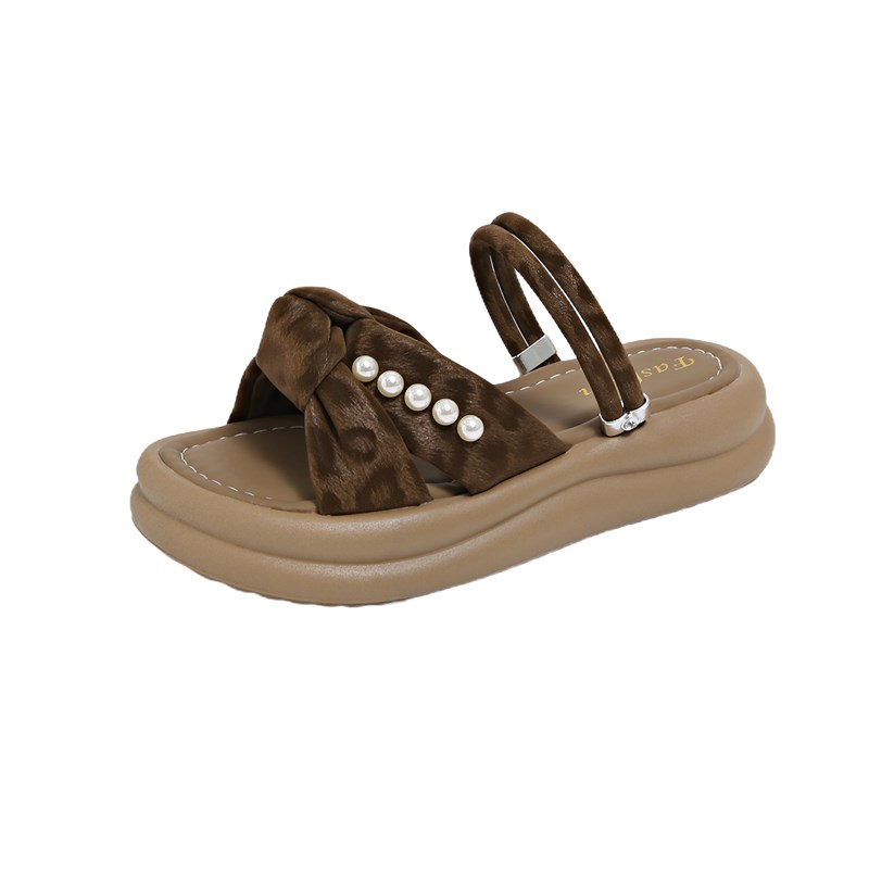 Детские сандалии, устойчивые к истиранию SAINT WATERS, коричневый
Детские сандалии, устойчивые к истиранию SAINT WATERS, коричневый