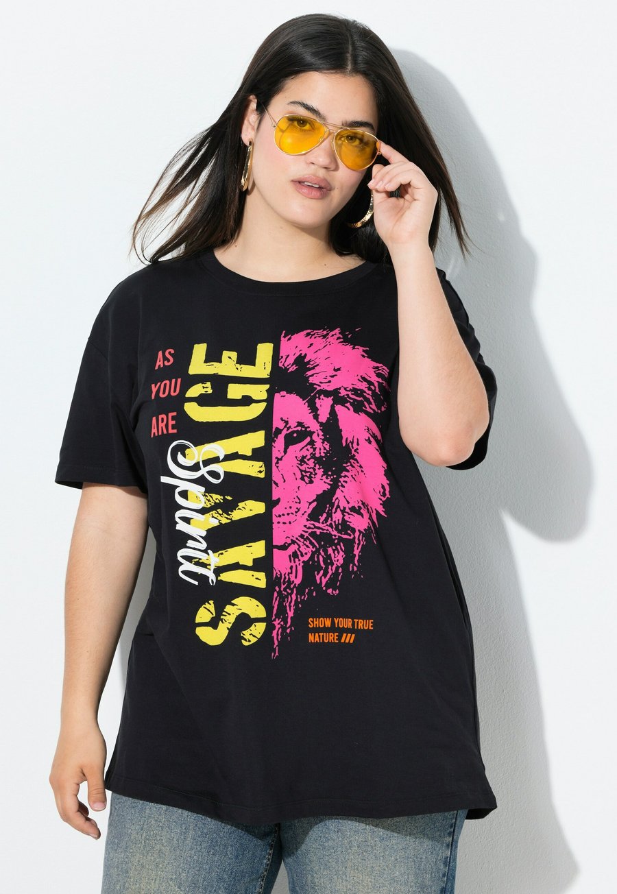 Футболка Angel of Style BOXY FIT STATEMENT/TIGERKOPF MOTIV, Black, Черный, Футболка Angel of Style BOXY FIT STATEMENT/TIGERKOPF MOTIV, Black
Футболка Angel of Style BOXY FIT STATEMENT/TIGERKOPF MOTIV, Black, Черный, Футболка Angel of Style BOXY FIT STATEMENT/TIGERKOPF MOTIV, Black