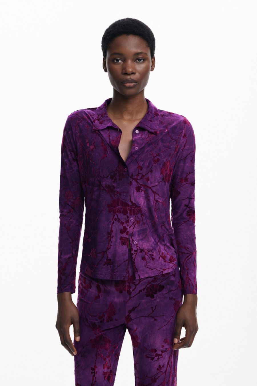 Женская восточная рубашка на пуговицах Desigual, Medium purple
Женская восточная рубашка на пуговицах Desigual, Medium purple