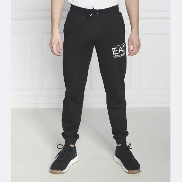 Спортивные брюки стандартного кроя Ea7, черный
Спортивные брюки стандартного кроя Ea7, черный