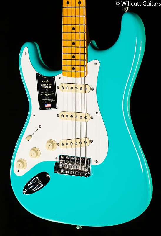 Fender American Vintage II 1957 Stratocaster Sea Foam Зеленый Левша (909) Fender American II Stratocaster Left-Handed (909)
Fender American Vintage II 1957 Stratocaster Sea Foam Зеленый Левша (909) Fender American II Stratocaster Left-Handed (909)