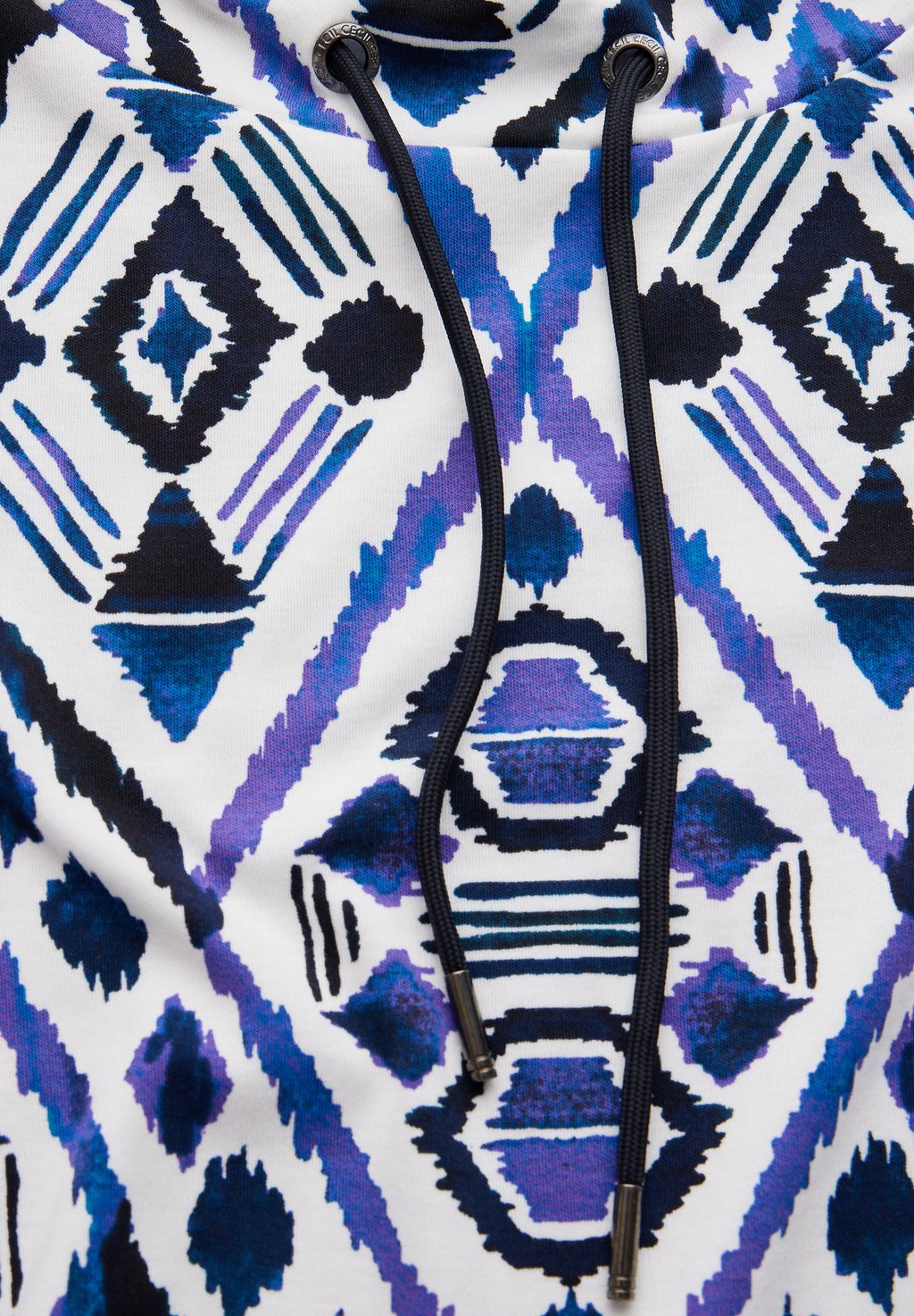 Топ с длинными рукавами Cecil, молочный
Топ с длинными рукавами Cecil, молочный