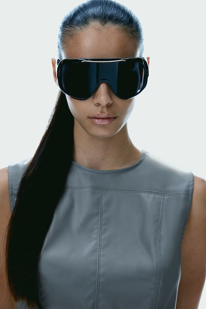 Майка с покрытием H&M, серый
Майка с покрытием H&M, серый