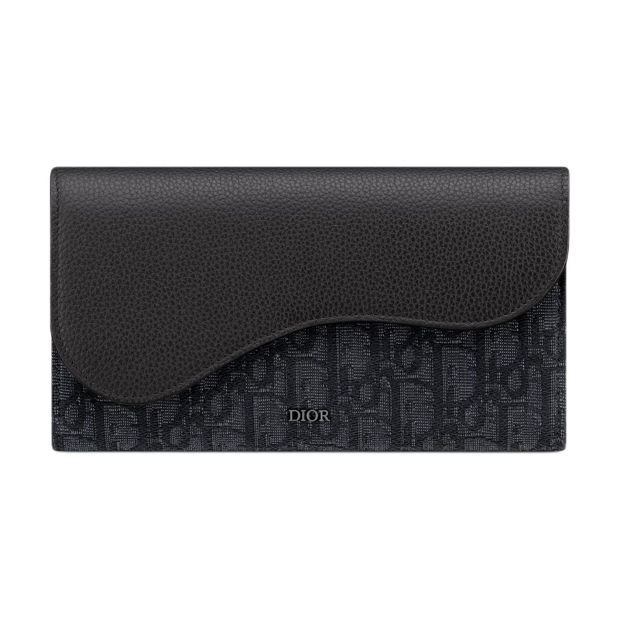 DIOR Седловой кошелек из хлопка с телячьей кожей Regular Men's Black
DIOR Седловой кошелек из хлопка с телячьей кожей Regular Men's Black