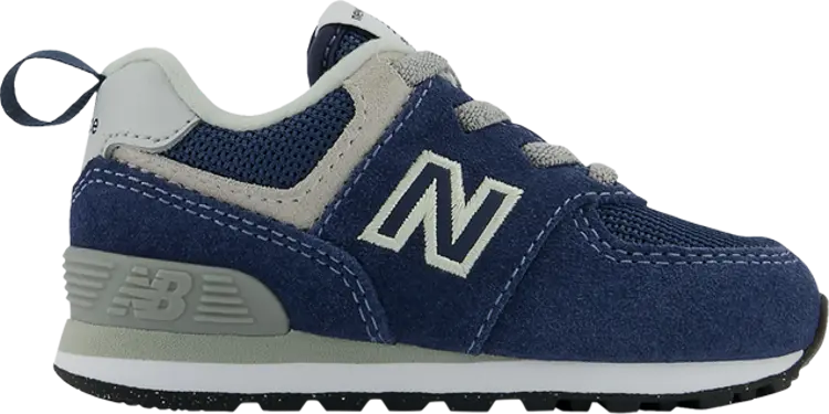 Кроссовки New Balance 574 Bungee Toddler Wide 'Core Pack - Navy', синий
Кроссовки New Balance 574 Bungee Toddler Wide 'Core Pack - Navy', синий