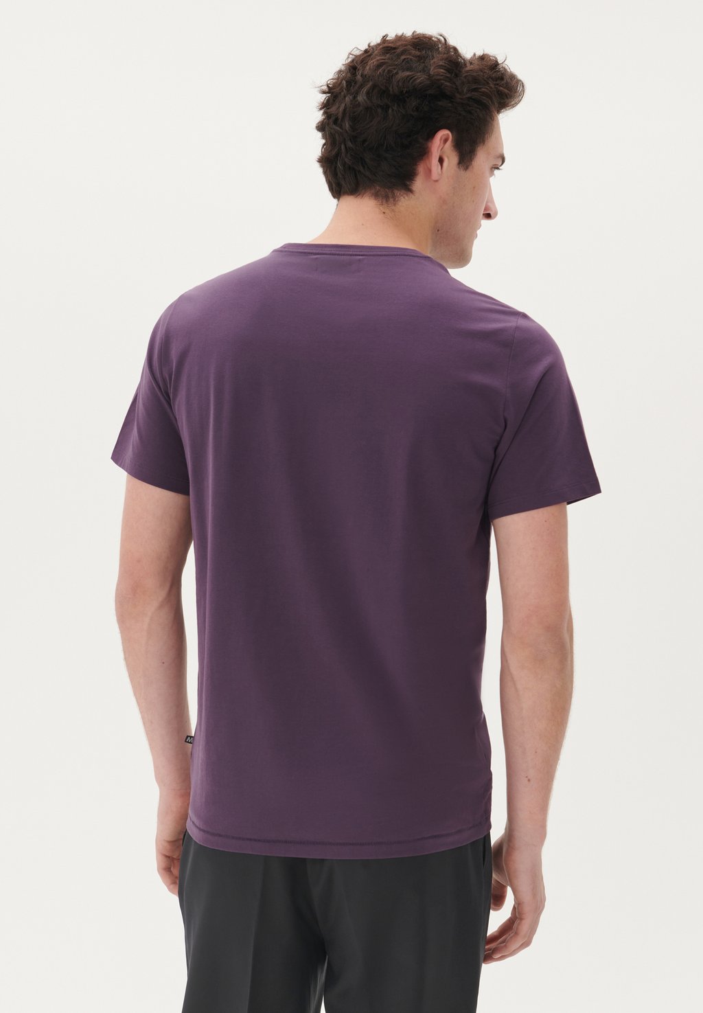 Базовая футболка JERMALINK CREW SOLID STRETCH Matinique, темно-синий
Базовая футболка JERMALINK CREW SOLID STRETCH Matinique, темно-синий