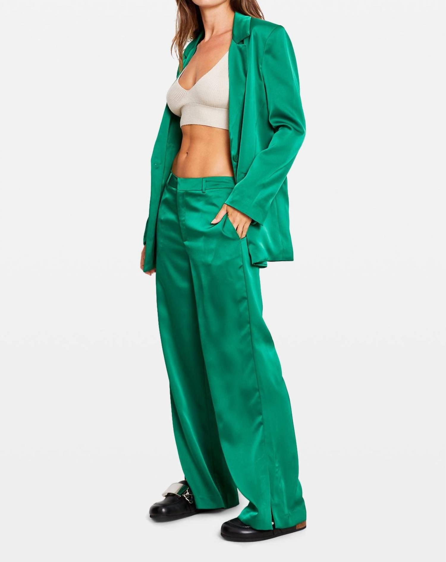 Брюки Сесилия в стиле Холли PIPPA, цвет holly
Брюки Сесилия в стиле Холли PIPPA, цвет holly