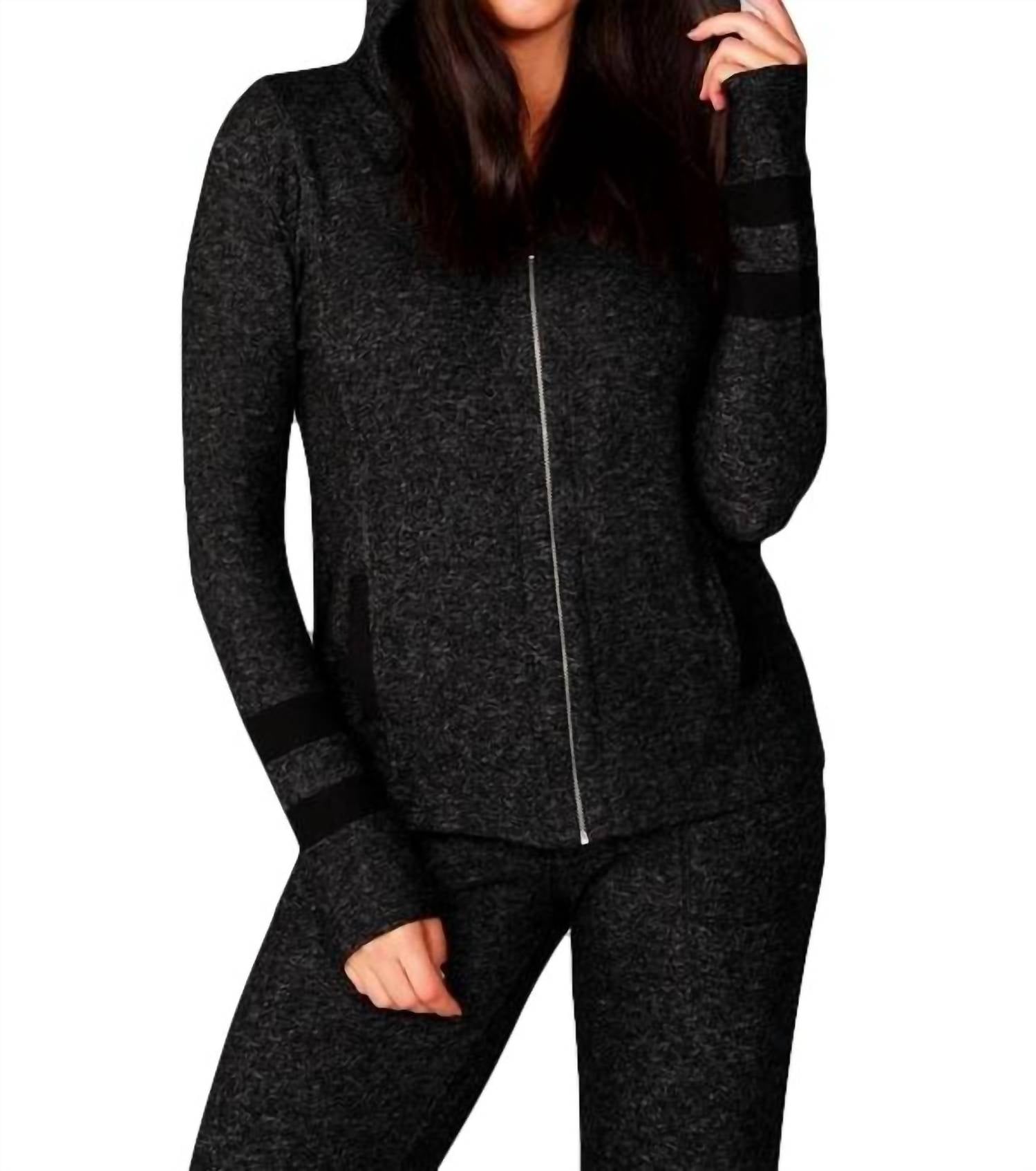 Спортивная толстовка с капюшоном цвета «перец» french kyss, цвет pepper
Спортивная толстовка с капюшоном цвета «перец» french kyss, цвет pepper