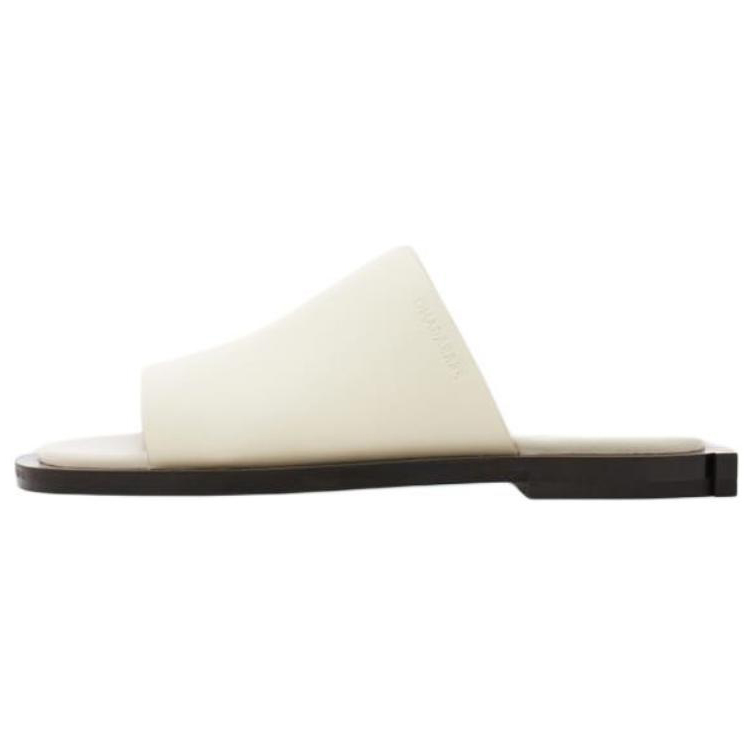 Ferragamo Тапочки-слайды мужские белые
Ferragamo Тапочки-слайды мужские белые