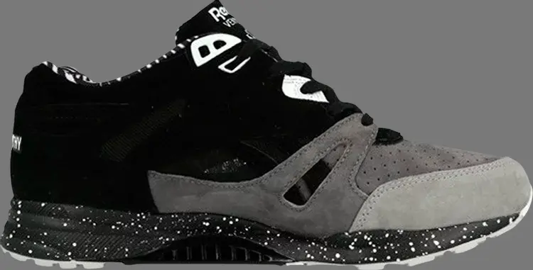 Кроссовки mighty healthy x ventilator affiliates Reebok, черный
Кроссовки mighty healthy x ventilator affiliates Reebok, черный