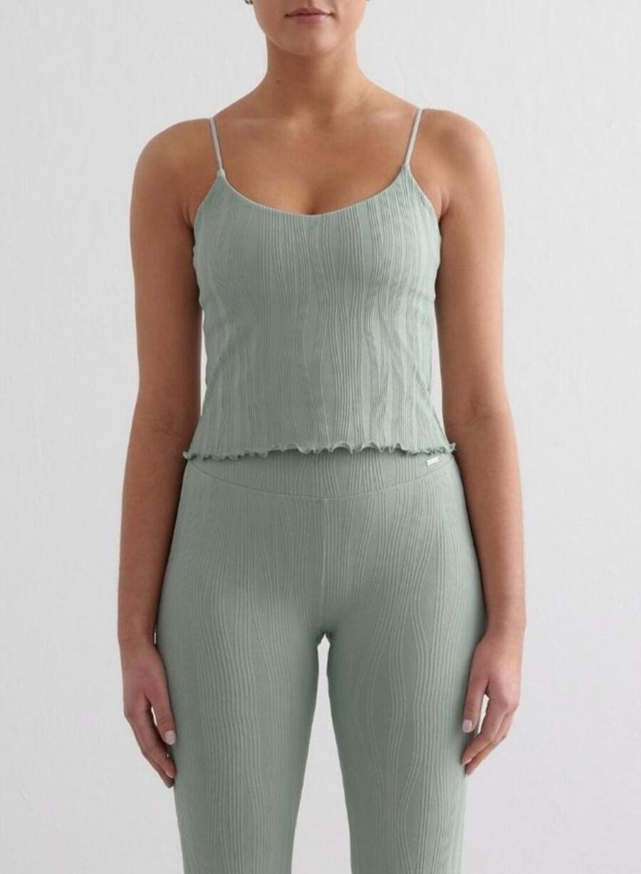 AIM'N Женская структурированная влагоотводящая майка, бледно-бирюзового цвета
AIM'N Женская структурированная влагоотводящая майка, бледно-бирюзового цвета