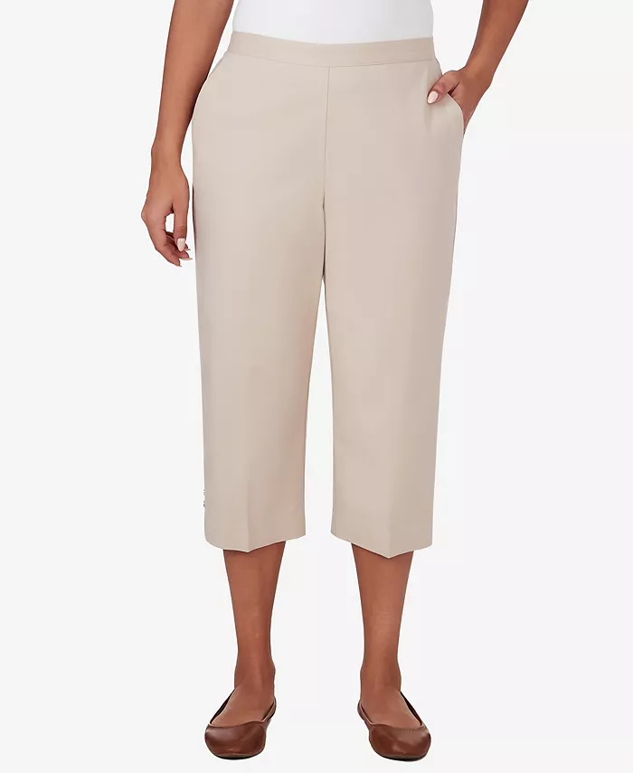 Женские классические джинсы-капри из твила с разрезом по низу Alfred Dunner, коричневый/бежевый
Женские классические джинсы-капри из твила с разрезом по низу Alfred Dunner, коричневый/бежевый