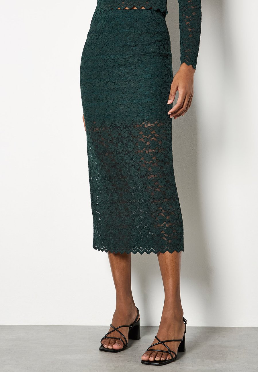 Юбка Apricot FLORAL LEAF MIDI, Green
Юбка Apricot FLORAL LEAF MIDI, Green