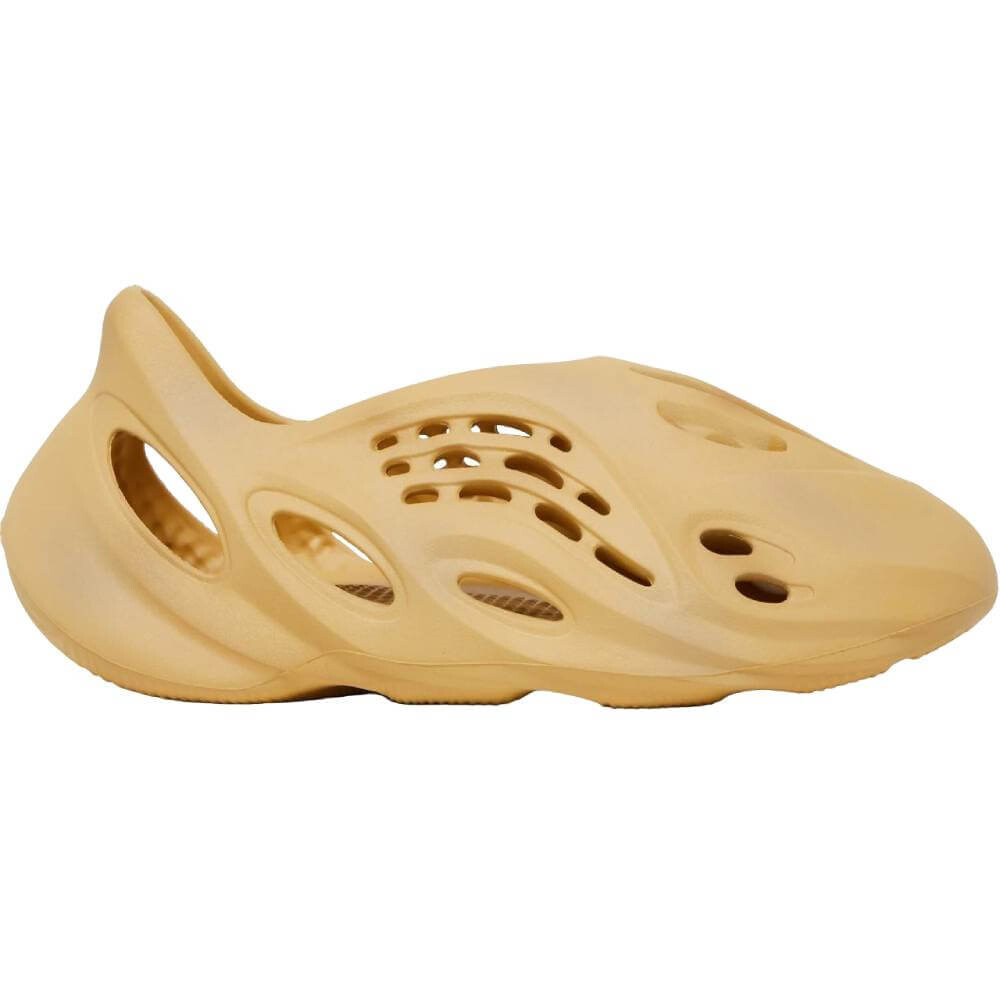 Кроссовки Yeezy Foam Runner Desert Sand, коричневый
Кроссовки Yeezy Foam Runner Desert Sand, коричневый