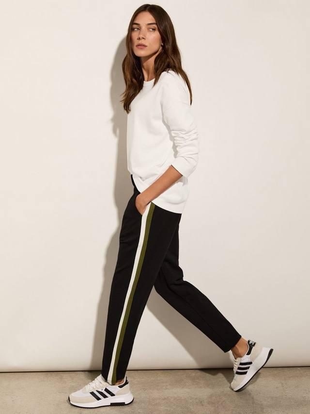 Брюки Jay Baukjen, Caviar Black/Olive
Брюки Jay Baukjen, Caviar Black/Olive