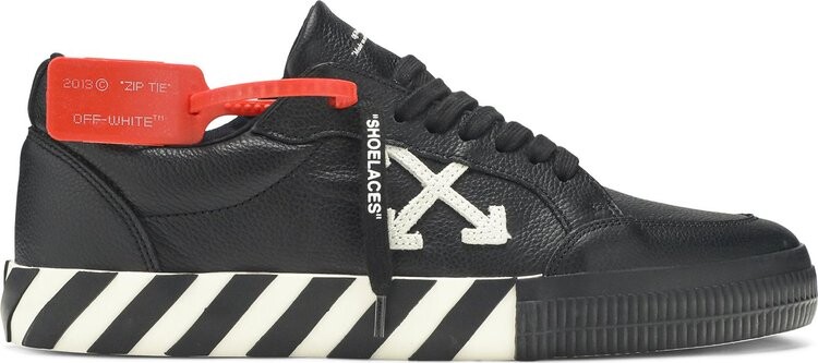 Кроссовки Off-White Vulcanized Low Black White, черный
Кроссовки Off-White Vulcanized Low Black White, черный