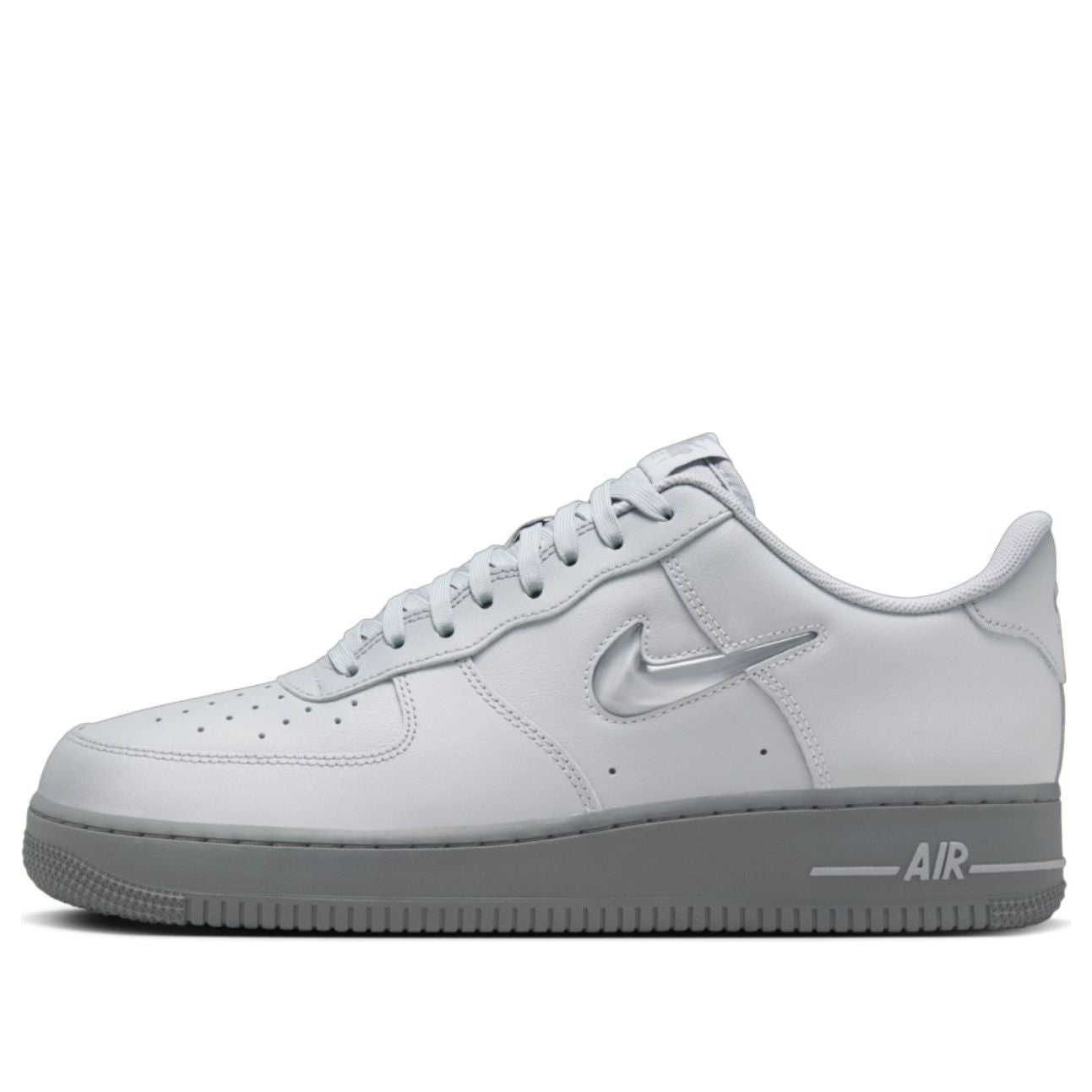Кроссовки Nike Air Force 1 Low '07 'Jewel Wolf Grey'
Кроссовки Nike Air Force 1 Low '07 'Jewel Wolf Grey'
