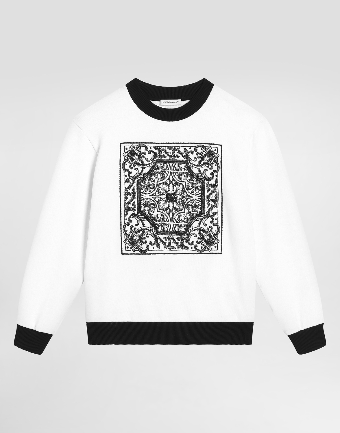 Свитшот с круглым вырезом и вышивкой в стиле майолики Dolce&Gabbana, белый
Свитшот с круглым вырезом и вышивкой в стиле майолики Dolce&Gabbana, белый