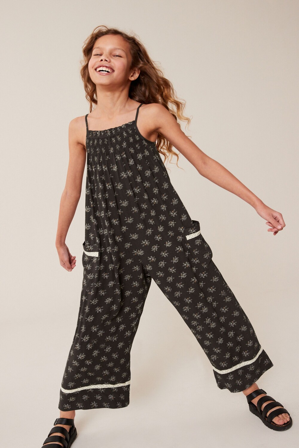 Комбинезон с принтом (3-16 лет) Next, серый
Комбинезон с принтом (3-16 лет) Next, серый