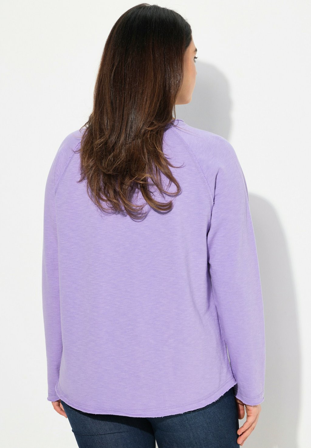 Толстовка TEXTURED LETTERING LONG SLEEVE Ulla Popken, сиреневый
Толстовка TEXTURED LETTERING LONG SLEEVE Ulla Popken, сиреневый