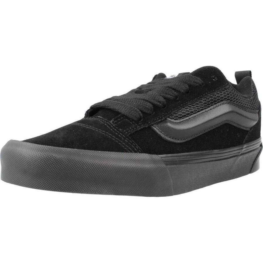 Кроссовки Vans модель Knu Skool цвет черный
Кроссовки Vans модель Knu Skool цвет черный