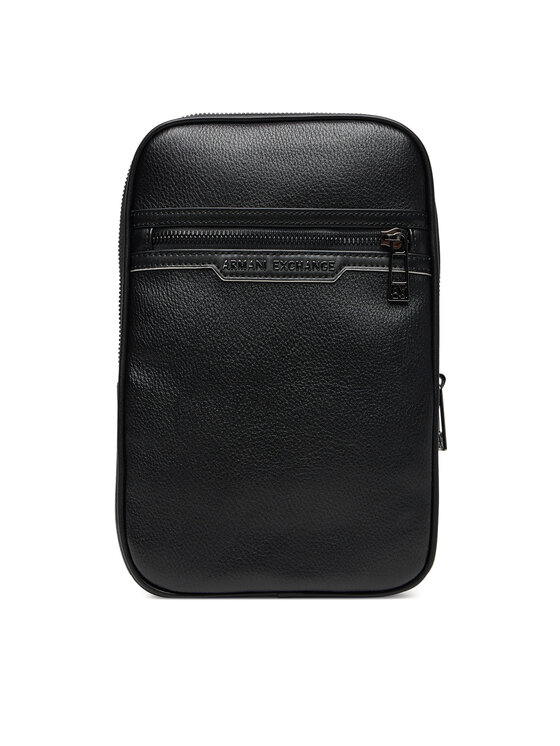 Сумка через плечо XM001602 AF17205 MC105 Armani Exchange, чёрный
Сумка через плечо XM001602 AF17205 MC105 Armani Exchange, чёрный