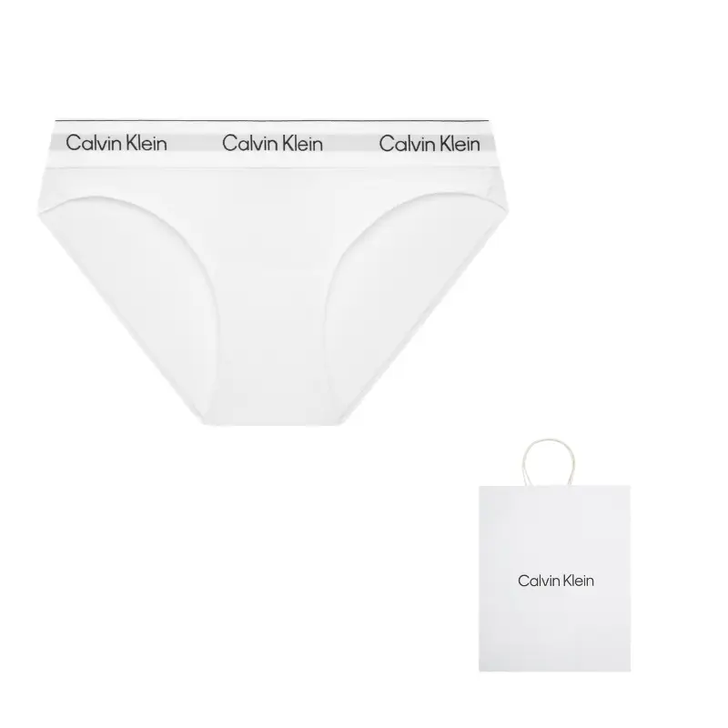 Женские трусы-слипы Modern Gravity Calvin Klein, белый
Женские трусы-слипы Modern Gravity Calvin Klein, белый