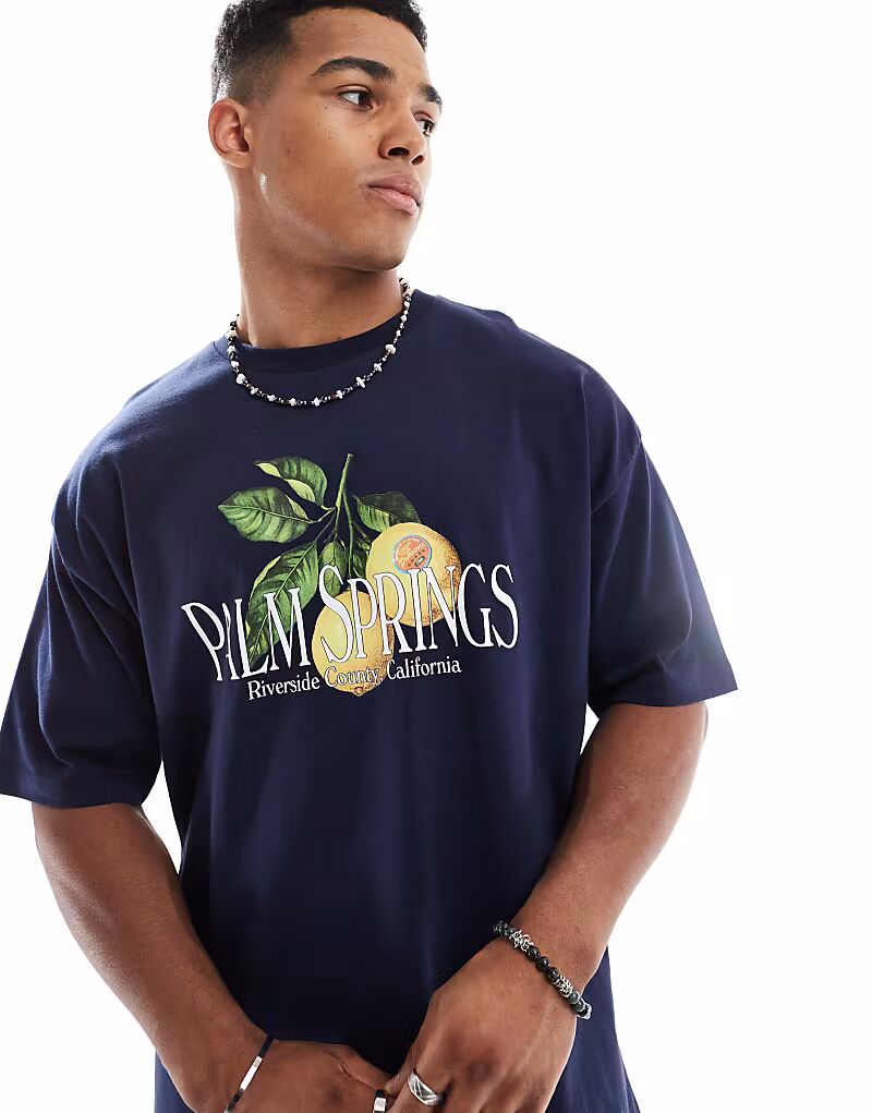 Футболка свободного кроя ASOS DESIGN с принтом Палм-Спрингс темно-синего цвета
Футболка свободного кроя ASOS DESIGN с принтом Палм-Спрингс темно-синего цвета
