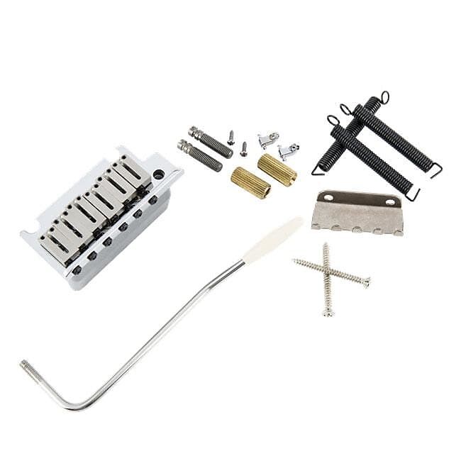 Fender American Series '86-'07 Stratocaster Tremolo Assembly Chrome 0992050000 
Fender American Series '86-'07 Stratocaster Tremolo Assembly Chrome 0992050000