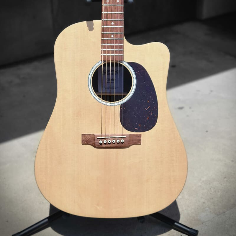 Акустическая электрогитара Martin DC-X2E Rosewood Dreadnought DCX2E03 
Акустическая электрогитара Martin DC-X2E Rosewood Dreadnought DCX2E03